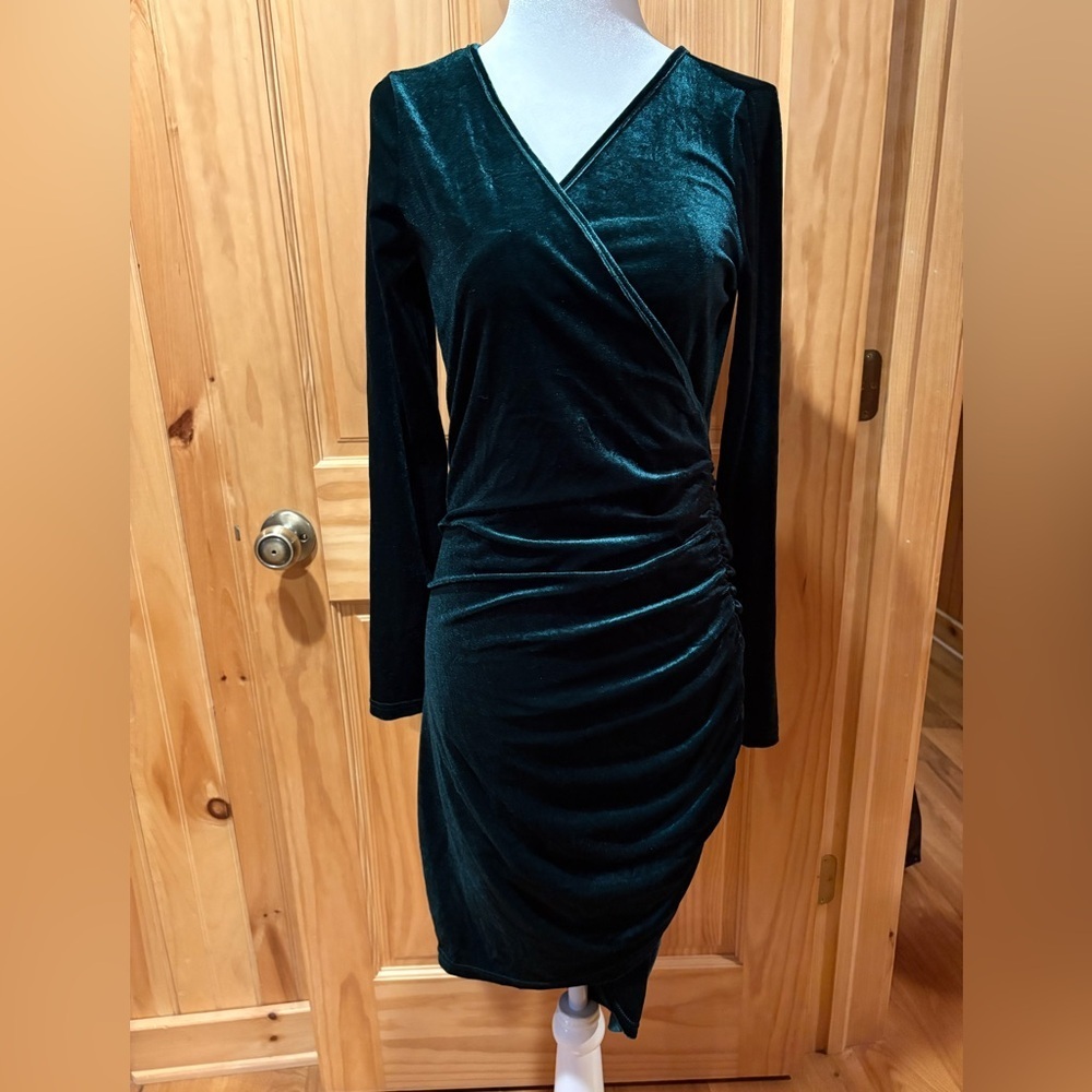 Guberry Women's Wrap V Neck Long Sleeve Velvet Bodycon ruched side Women’s M